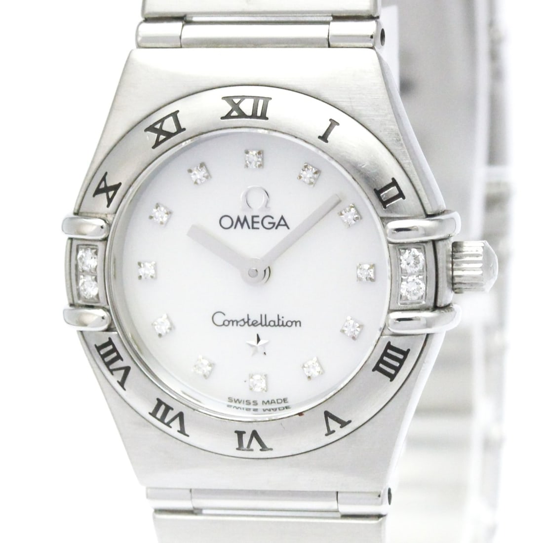 OMEGA Constellation Diamond MOP Dial Steel Quartz Ladies Watch 1566.76 Polished: --- Catalog ---Category: SizeCase Diameter: 22mm / 0.87''Category: DesignType: WristwatchStyle: Dress/FormalGender: WomenColor (Dial): White shellMaterial (Band): Stainless steelMaterial (Case): Stain