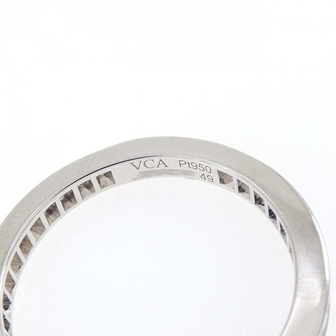 Van Cleef & Arpels Romance Ring - 3