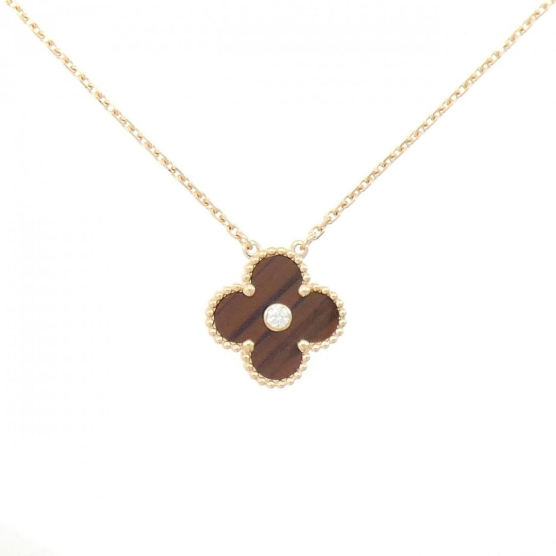 Van Cleef & Arpels Vintage Alhambra 2017 Holiday Limited Edition Necklace: --- Catalog ---Category: SizePendant Size: 14.6mm x 14.6mm / 0.57'' x 0.57''Neck Circumference: 37 cm - 42 cm / 14.56'' - 16.53''Category: DesignGender: WomenMaterial: Pink gold (18K)Pendant Type: