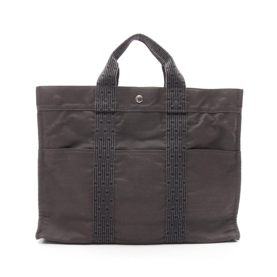 Hermes Herline MM Tote Bag/Handbag, Nylon Canvas, Men's/Women's, Gray: --- Catalog ---Category: SizeSize (HxWxD): 32cm x 42cm x 11cm / 12.59'' x 16.53'' x 4.33''Category: DesignType: Handbag, Tote bagColor: GrayGender: Men,WomenMaterial: Nylon canvas Category: