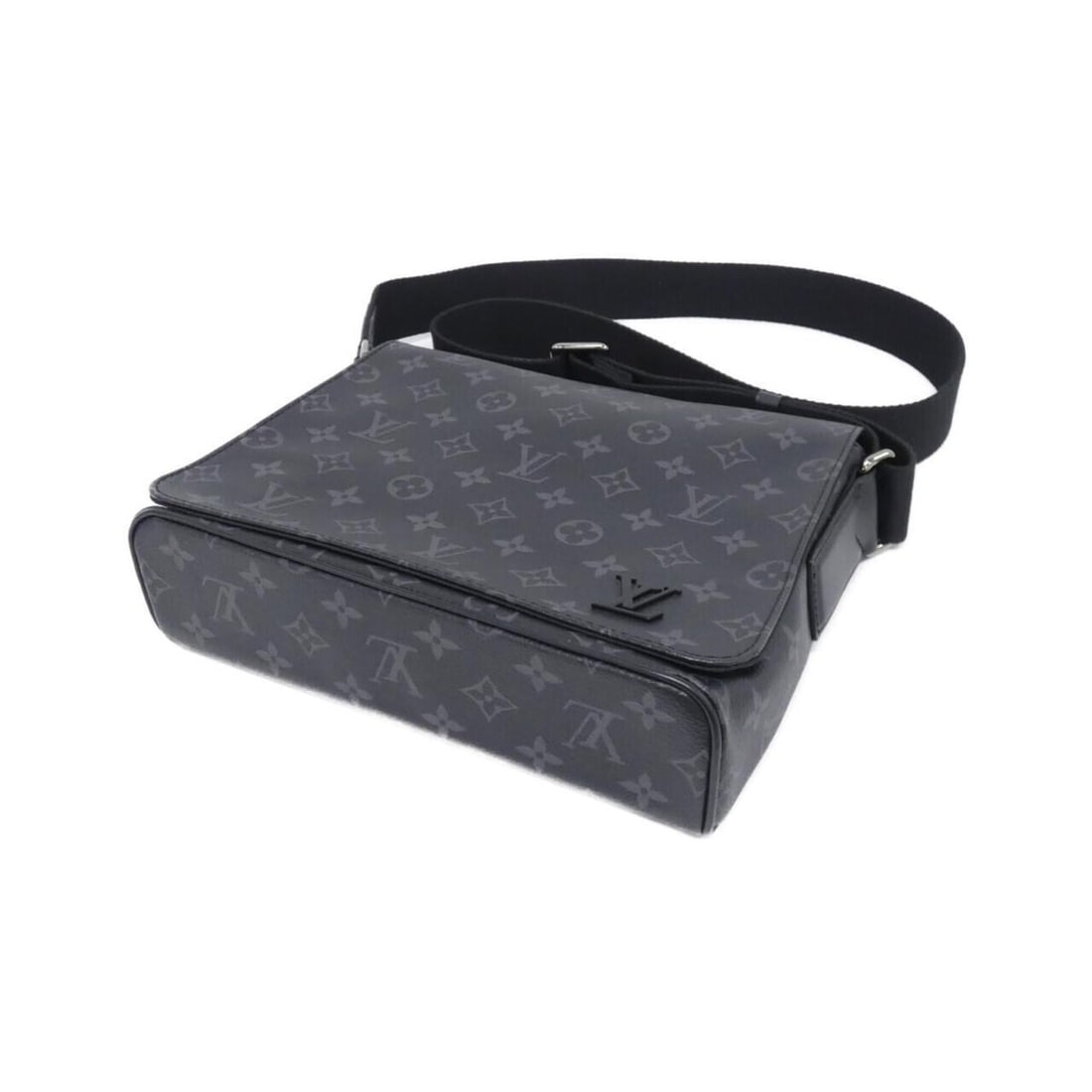 Louis Vuitton Monogram Eclipse District PM M45272 Shoulder Bag - 3