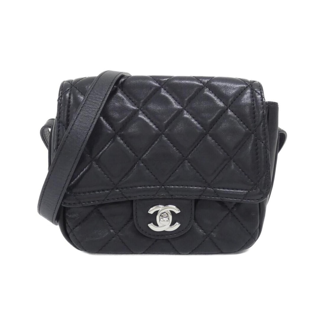 Chanel 91446 Shoulder Bag: --- Catalog ---Category: SizeWeight: 370g / 13.05oz.Size (HxWxD): 16cm x 19cm x 9cm / 6.29'' x 7.48'' x 3.54''Strap Length: 98cm - 118cm / 38.58'' - 46.45''Category: DesignType: Shoulder bagColor: Bla