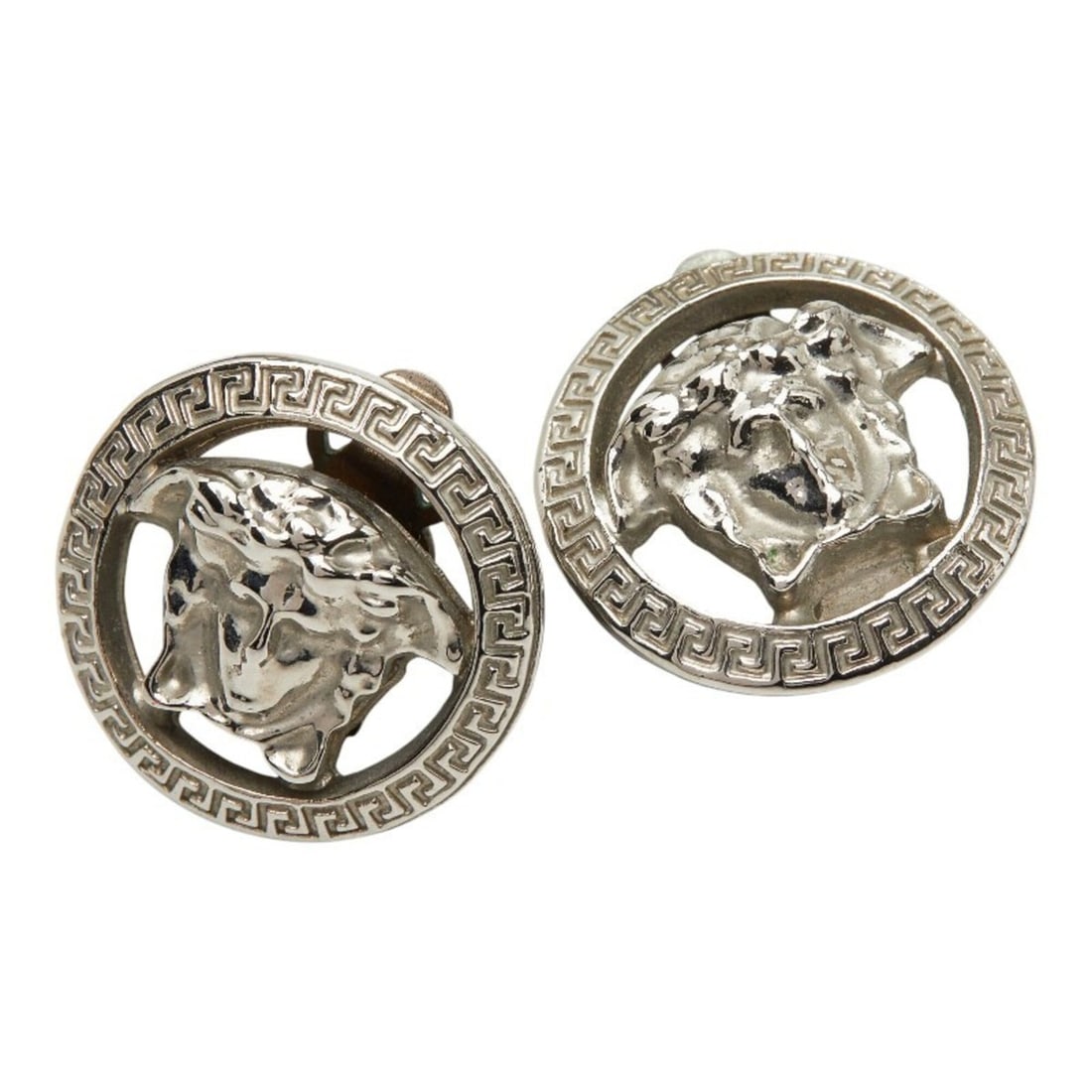 Versace Medusa Earrings, Silver Metal, Women's: --- Catalog ---Category: SizeSize (HxWxD): 18.80mm x 18.80mm / 0.74'' x 0.74''Category: DesignType: Clip earringsColor: SilverGender: WomenMaterial: MetalCategory: GeneralBrand: Versace--- Item List -