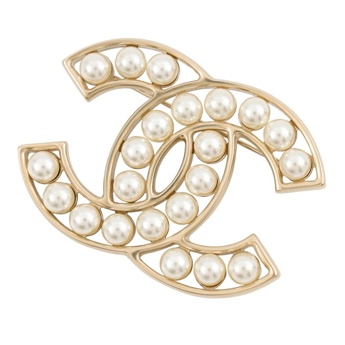 Chanel Brooch, Coco Mark, Metal, Faux Pearl, A64978 B23V, CHANEL.: --- Catalog ---Category: DesignType: BroochGender: WomenMaterial: Artificial pearl, MetalCategory: GeneralBrand: ChanelModel: a64978-y09449-z2048Country of Origin: Italy--- Item List ---Section: Condi