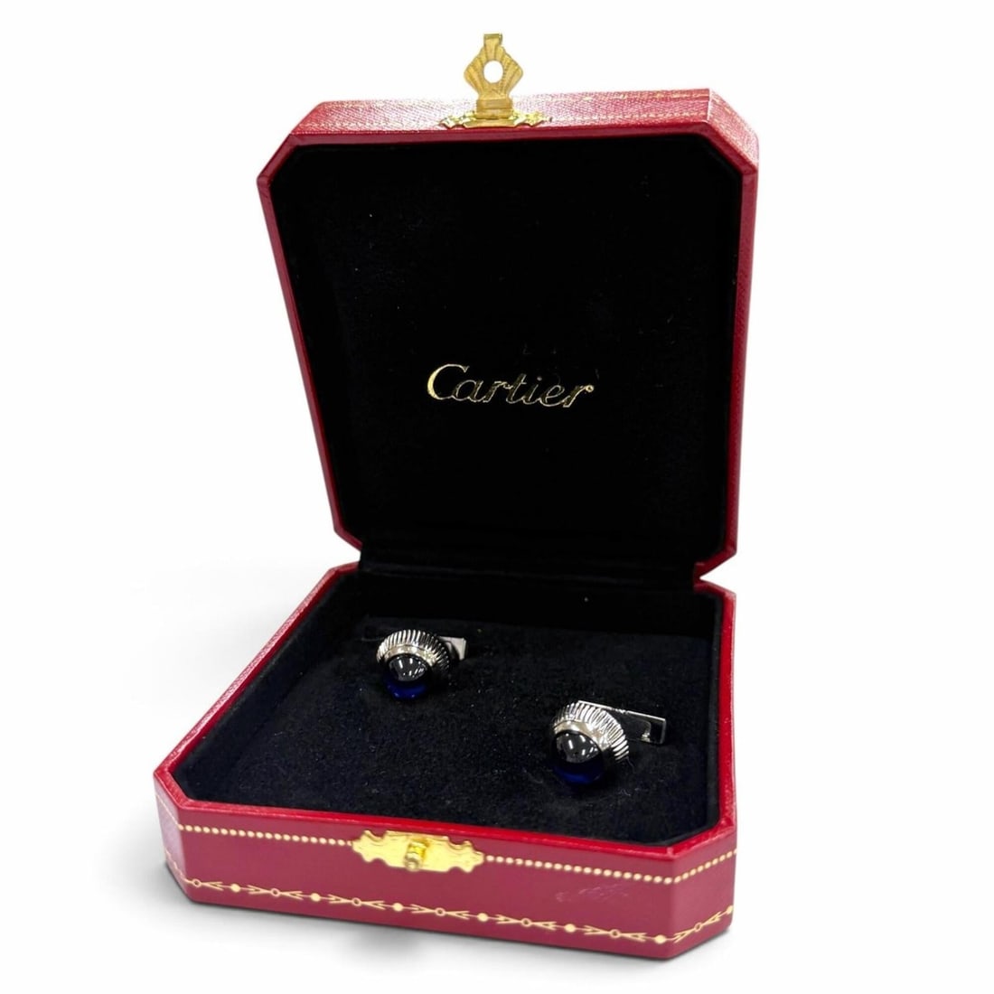 Cartier AG925 Blue Spinel Cufflinks, Silver, Blue, Made in France, Men's Accessory, Business Wear.: --- Catalog ---Category: DesignType: CufflinksColor: Blue, SilverGender: MenMaterial: Silver 925Category: GeneralBrand: CartierCountry of Origin: France--- Item List ---Section: ConditionRanking: Rank