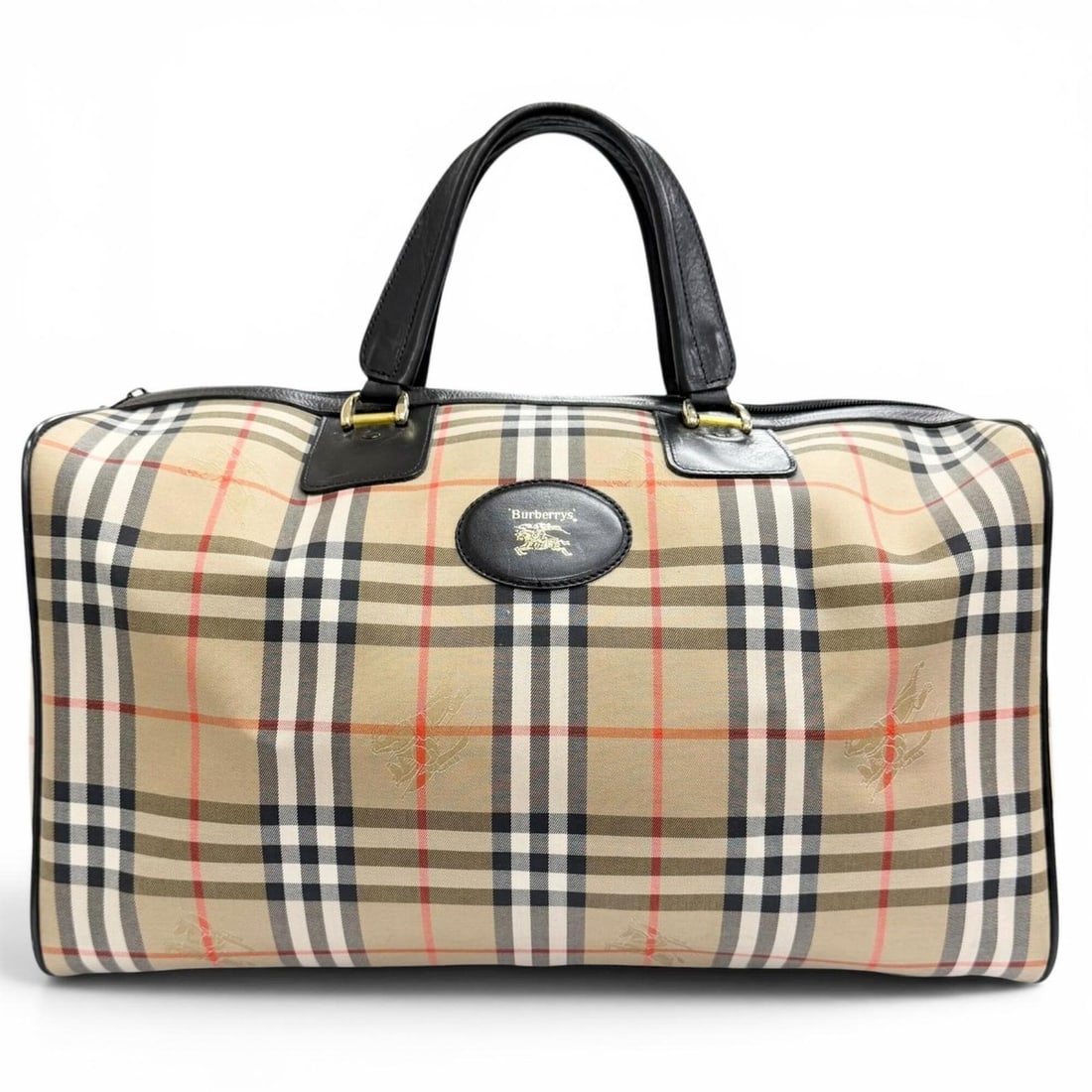 Burberrys Vintage Shadow Horse Nova Check Pattern Leather Boston Bag with Key, Beige, Women's: --- Catalog ---Category: SizeSize (HxWxD): 26.5cm x 46cm x 23cm / 10.43'' x 18.11'' x 9.05''Category: DesignType: Boston bagColor: Beige, BlackGender: WomenMaterial: Leather Category: GeneralBrand: Bu