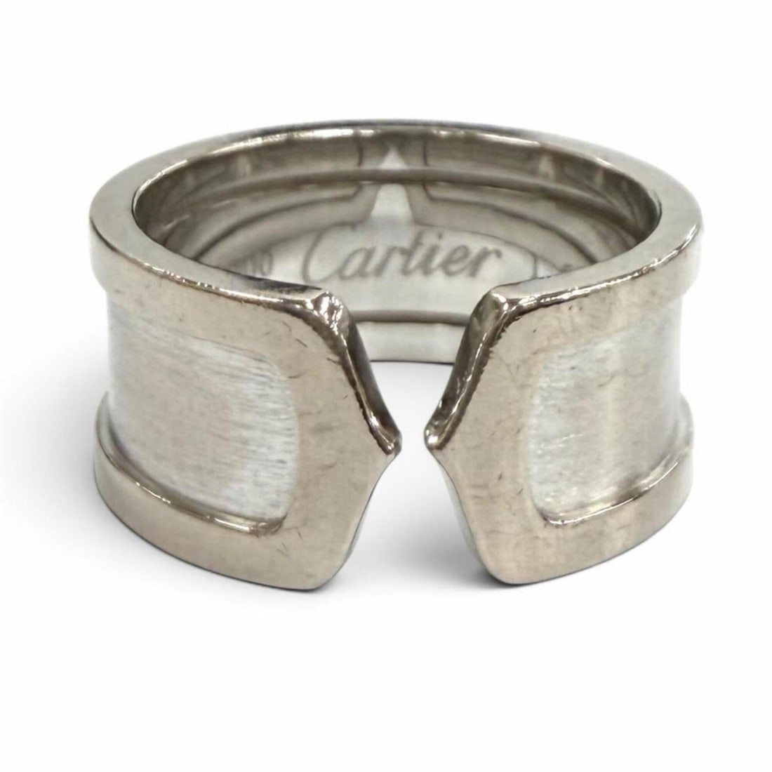 Cartier 2C Ring 750 (WG) White Gold Ring, Size 56, Weight 13.28g, Women's: --- Catalog ---Category: SizeUS Size: 8Brand Size: 56Category: DesignType: Band ringColor: White goldGender: WomenMaterial: White gold (18K)Category: GeneralBrand: Cartier--- Item List ---Section: Con
