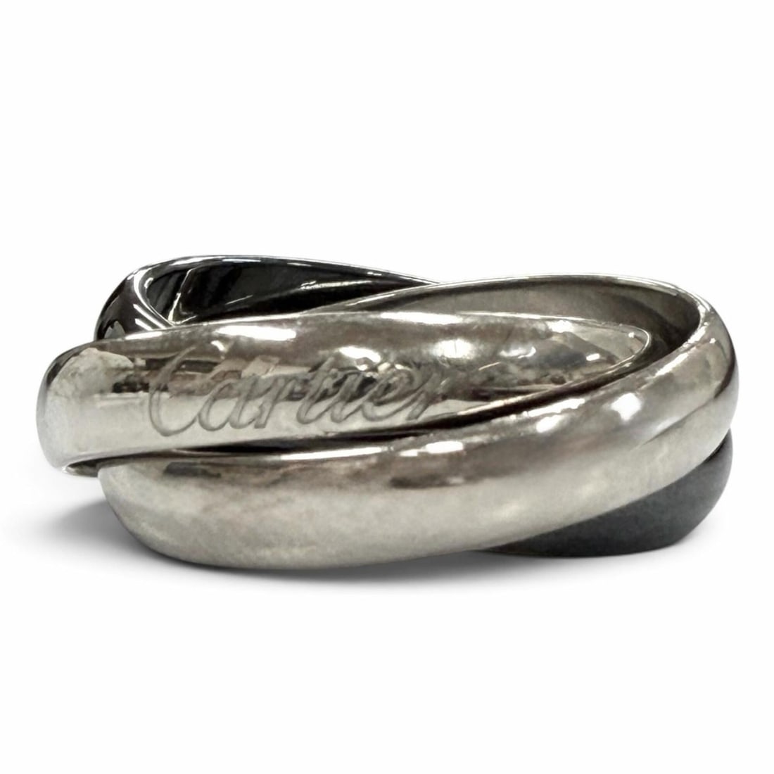 Cartier 750 Trinity Triple Ceramic Ring, White Gold, Size 48, Weight 6.4g, Women's: --- Catalog ---Category: SizeUS Size: 4.5Brand Size: 48Category: DesignType: Band ringColor: White goldGender: WomenMaterial: White gold (18K)Category: GeneralBrand: Cartier--- Item List ---Section: C