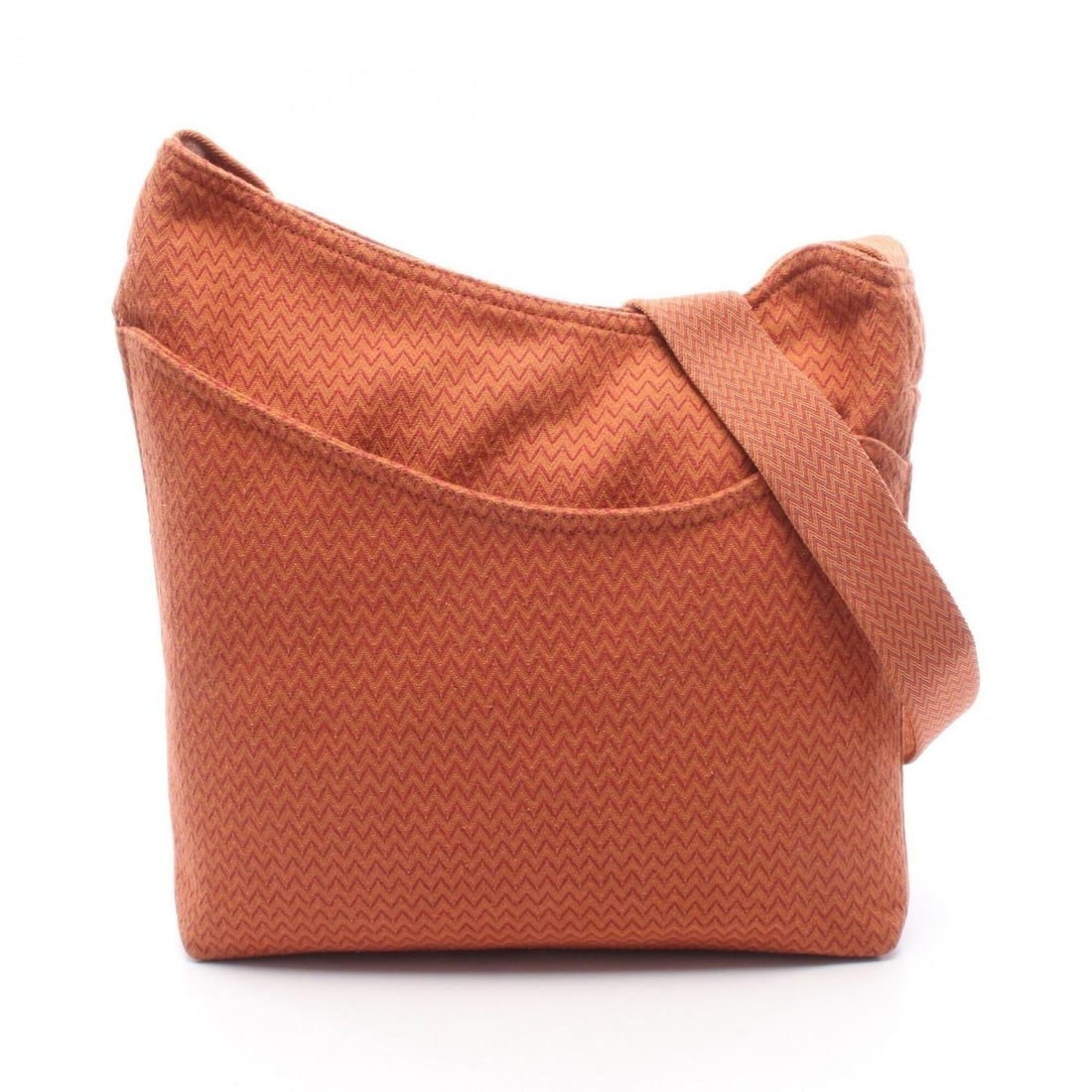 Hermes Sac des Pansages Shoulder Bag/Handbag, Canvas, Women's, Orange, Red, Brown: --- Catalog ---Category: SizeSize (HxWxD): 30cm x 31cm x 5.5cm / 11.81'' x 12.2'' x 2.16''Strap Length: 104cm / 40.94''Category: DesignType: Handbag, Shoulder bagColor: Brown, Orange, Red colorGender: