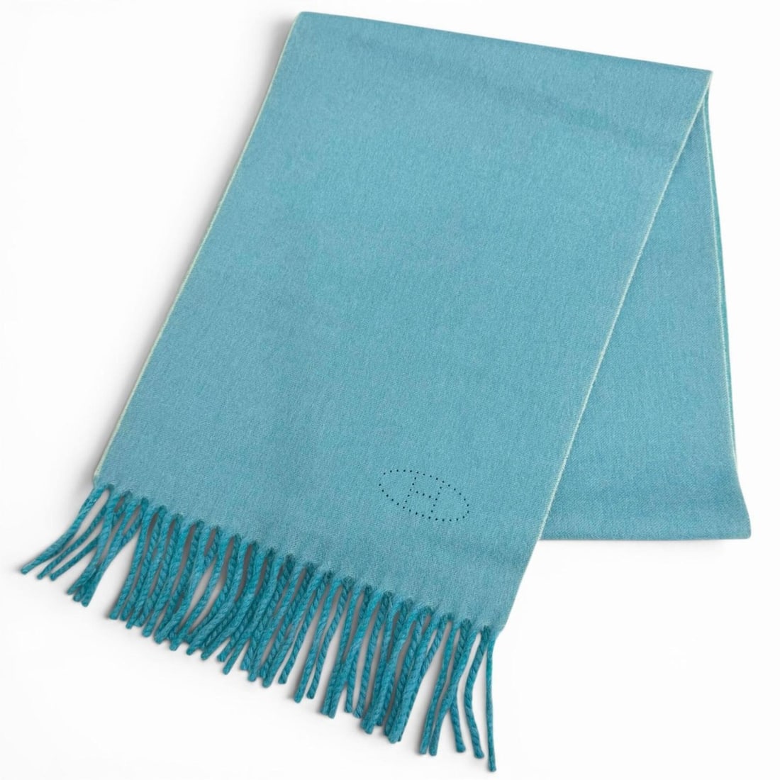 HERMES 100% Cashmere Blue Turquoise Evelyn H Logo Fringe Bicolor Stole/Scarf, Made in Italy,: --- Catalog ---Category: SizeSize (LxW): 1.52m x 28.5cm / 59.84'' x 11.22''Category: DesignType: StoleColor: Blue, TurquoiseGender: WomenMaterial: Cashmere Category: GeneralBrand: HermesCountry of Ori