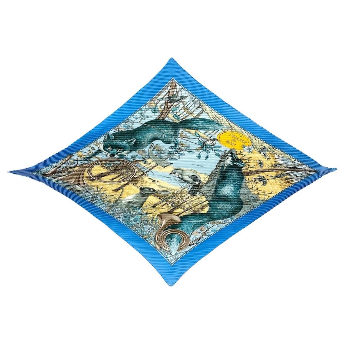 HERMES CHASSE au BOIS (Forest Hunt) Pleated Scarf, Silk, Blue/Yellow, Women's: --- Catalog ---Category: SizeSize (LxW): 35cm x 1.33m / 13.77'' x 52.36''Category: DesignType: ScarfColor: Blue, YellowGender: WomenMaterial: Silk Category: GeneralBrand: HermesCountry of Origin: Fran