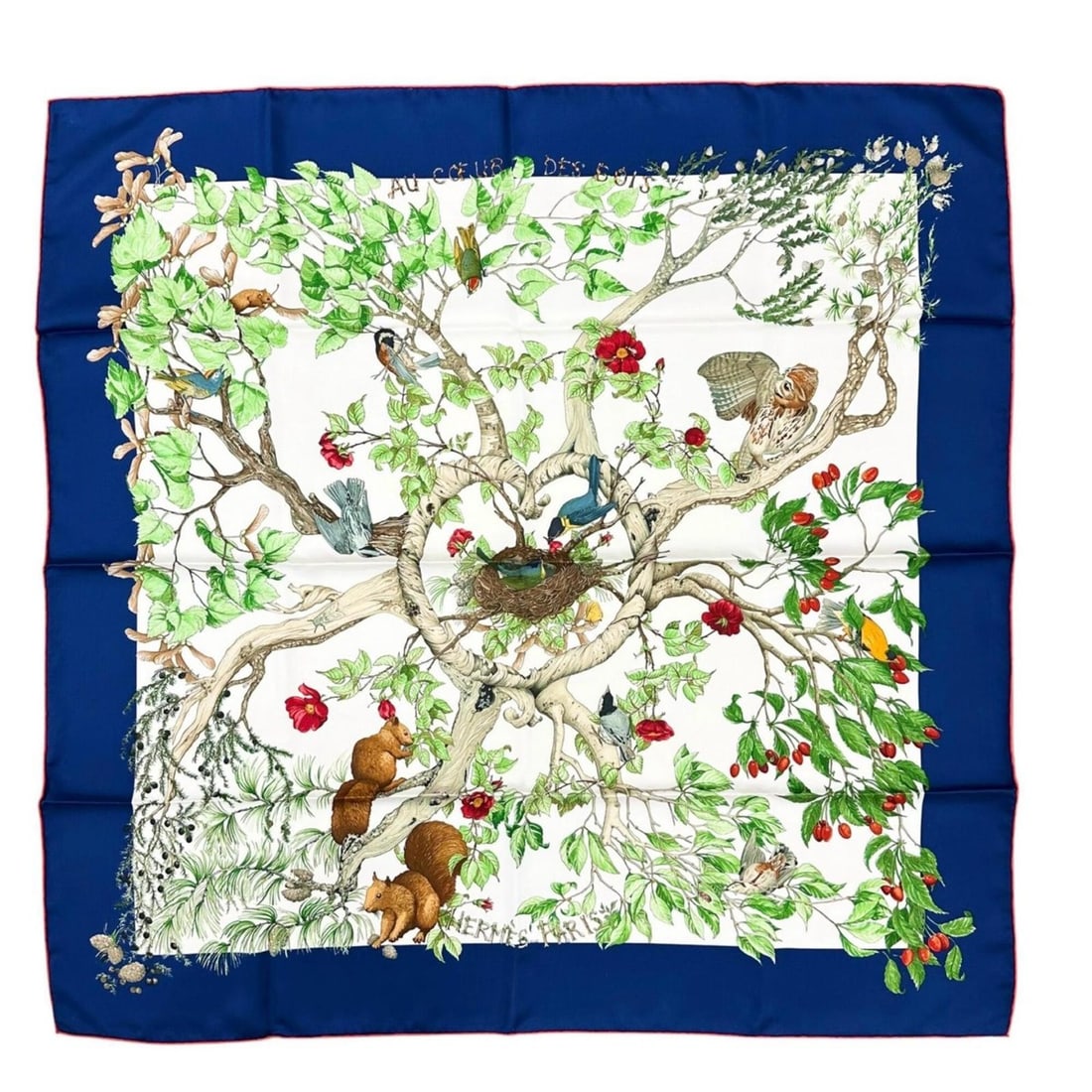 HERMES scarf, Carre 90, "AU COEUR DES BOIS" (In the Forest), silk, blue and green, women's.: --- Catalog ---Category: SizeSize (LxW): 86cm x 88cm / 33.85'' x 34.64''Category: DesignType: ScarfColor: Blue, Green, WhiteGender: WomenMaterial: Silk Category: GeneralBrand: HermesCountry of Origin: