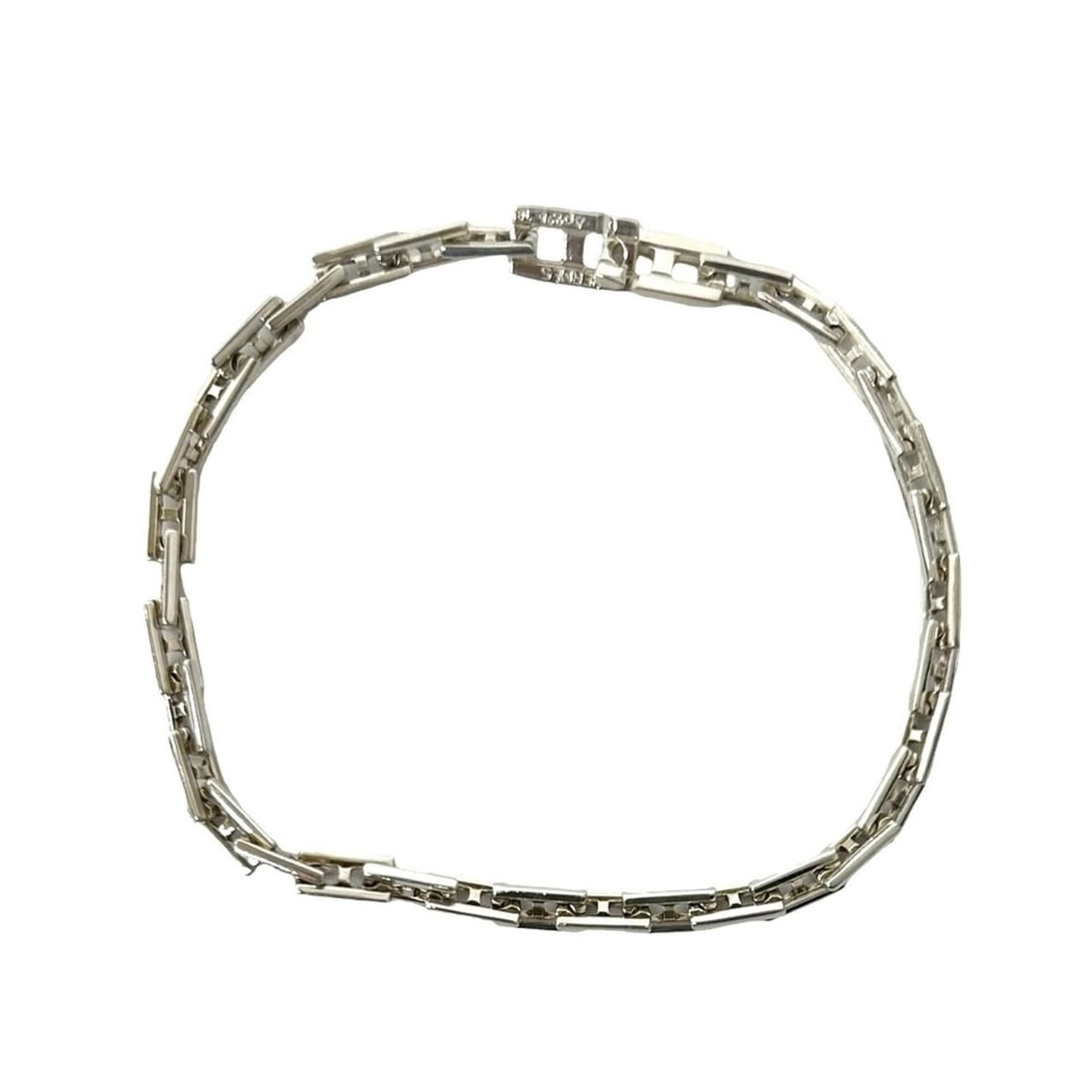 HERMES Vintage Hercules MM Bracelet, Sterling Silver 925, Men's Accessory, Silver, 22850: --- Catalog ---Category: SizeLength: 16.5cm / 6.49''Category: DesignType: Charm braceletColor: SilverGender: MenMaterial: Silver 925Category: GeneralBrand: Hermes--- Item List ---Section: ConditionRan