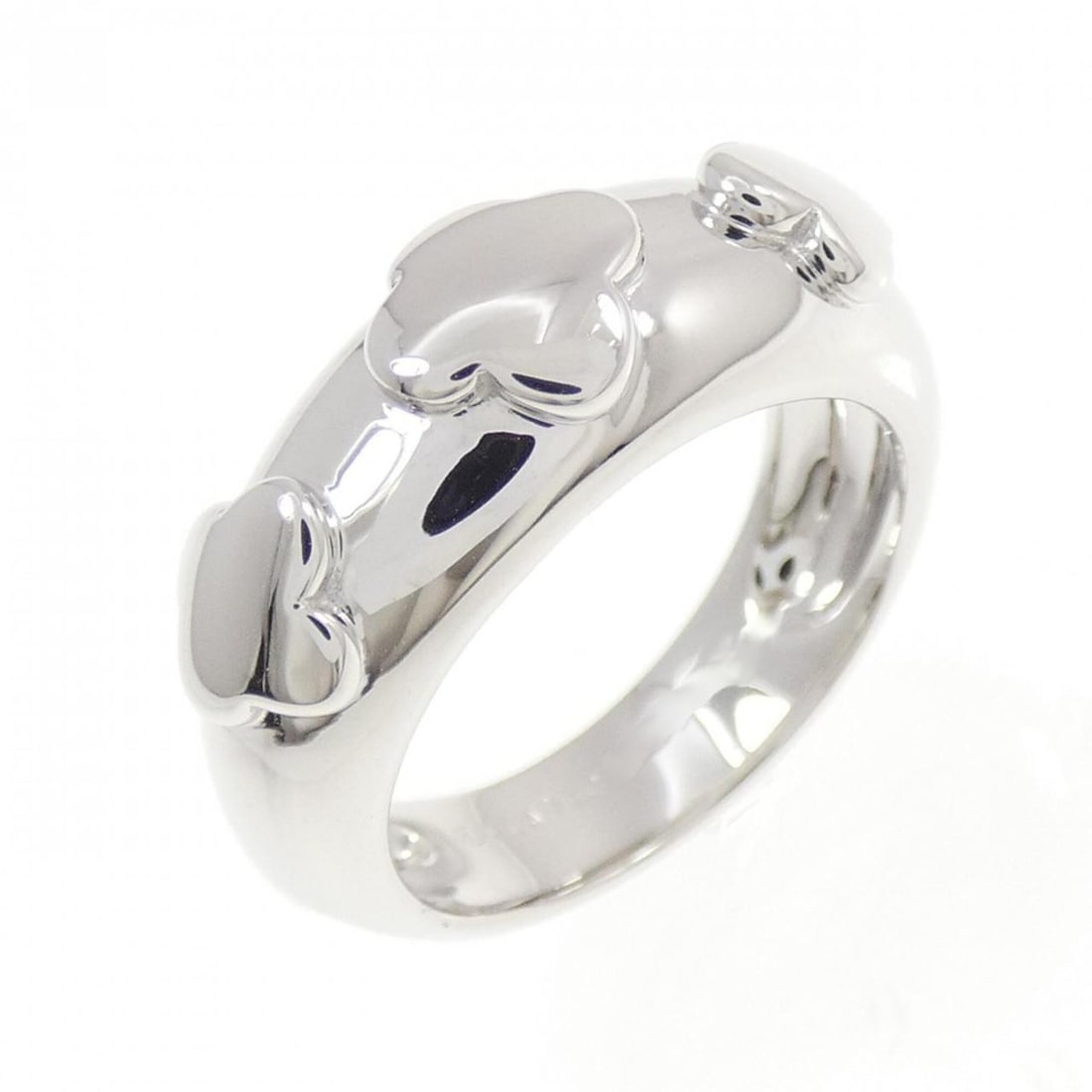 Van Cleef & Arpels Medieval Ring: --- Catalog ---Category: SizeJP Size: 9US Size: 5Category: DesignType: Band ringGender: WomenMaterial: White gold (18K)Category: GeneralBrand: Van Cleef & Arpels--- Item List ---Section: