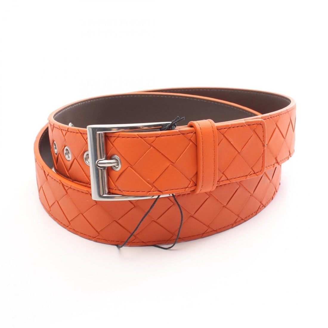 Bottega Veneta Intrecciato Leather Belt for Men, Orange: --- Catalog ---Category: SizeWidth: 3.5cm / 1.37''Length: 88cm - 102cm / 34.64'' - 40.15''Category: DesignType: Standard beltColor: OrangeGender: MenMaterial (Strap): Leather Category: GeneralLine: In