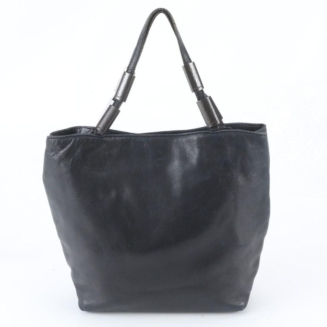 Salvatore Ferragamo Leather Tote Bag Shoulder Handbag Black Women's: --- Catalog ---Category: SizeSize (HxWxD): 22cm x 20cm x 5cm / 8.66'' x 7.87'' x 1.96''Category: DesignType: Handbag, Shoulder bag, Tote bagColor: BlackGender: WomenMaterial: Leather Category: General