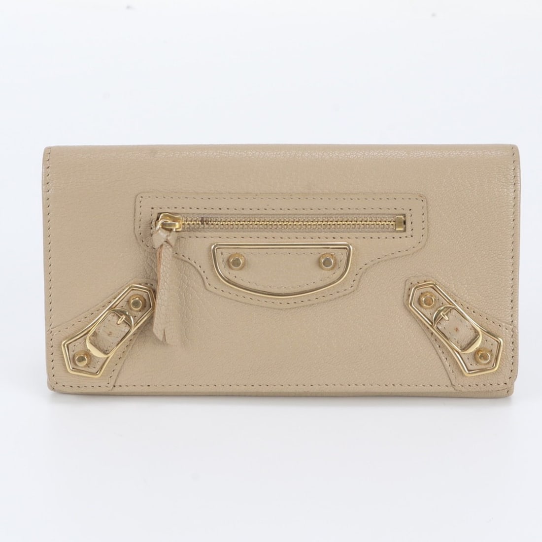 Balenciaga Classic Metallic Edge Money 390184 Leather Long Wallet Bi-fold for Women: --- Catalog ---Category: SizeSize (HxWxD): 10cm x 19cm x 1cm / 3.93'' x 7.48'' x 0.39''Category: DesignType: Long wallet (bi-fold)Color: BeigeGender: WomenMaterial: Leather Category: GeneralMPN: 47395