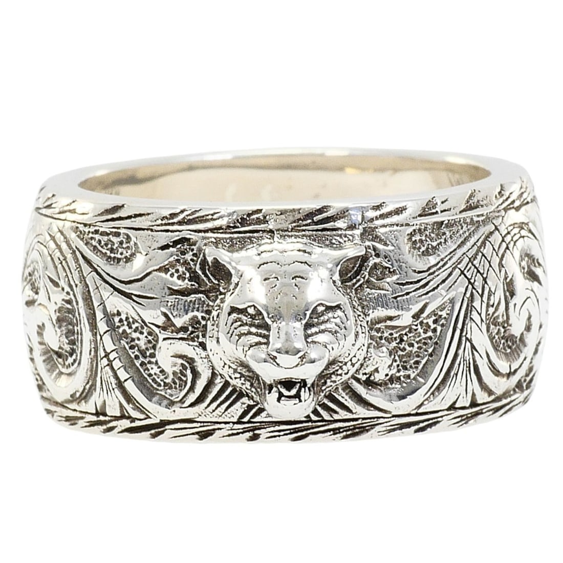 Gucci Cat Head Silver Ring, Size 1, Total Weight 9.5g, Like New Condition.: --- Catalog ---Category: SizeJP Size: 12US Size: 6.5Category: DesignType: Band ringGender: Women,MenMaterial: Silver 925Category: GeneralBrand: Gucci--- Item List ---Section: ConditionRanking: Rank S 