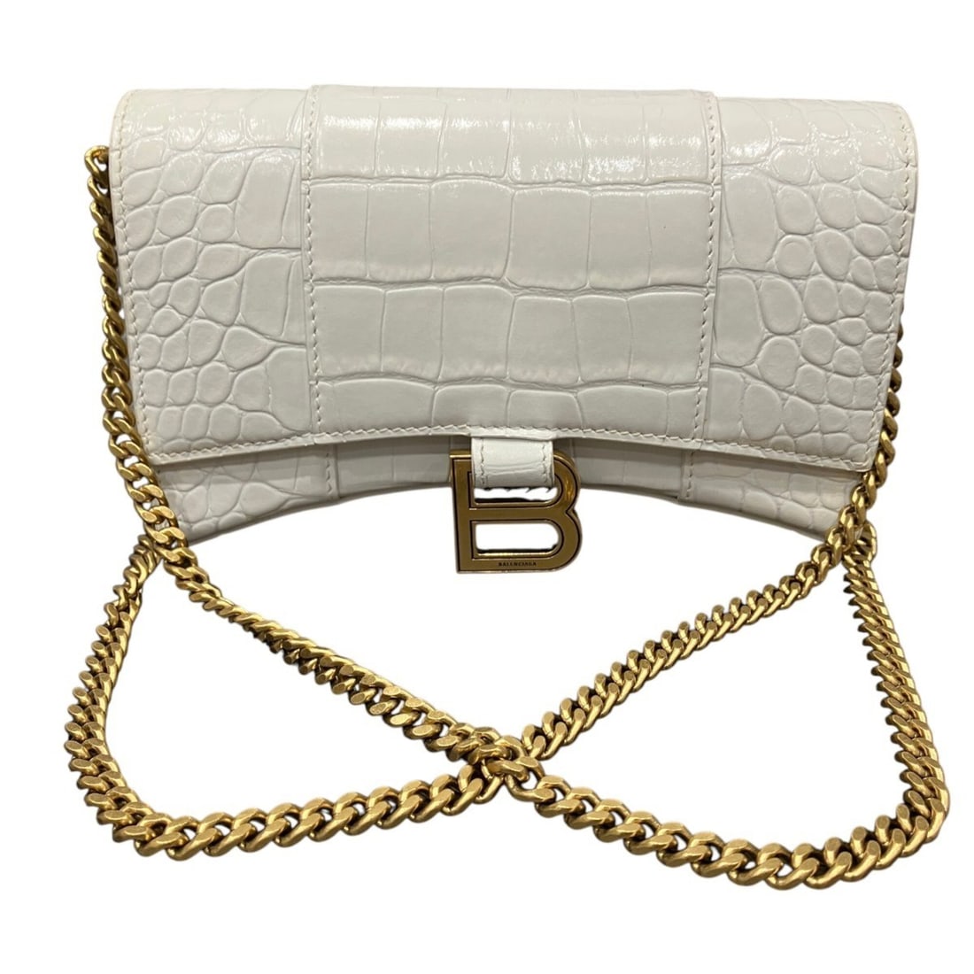 Balenciaga Hourglass Wallet Chain Shoulder Bag Leather 656050: --- Catalog ---Category: SizeSize (HxWxD): 12cm x 19.5cm x 5cm / 4.72'' x 7.67'' x 1.96''Category: DesignType: Shoulder bagColor: WhiteGender: WomenMaterial: Leather Category: GeneralBrand: Balenciaga