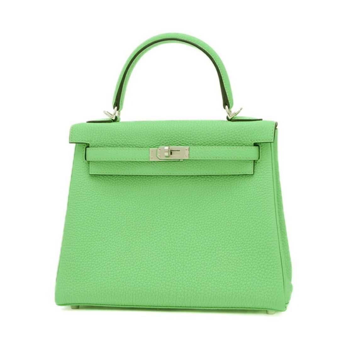 Hermes Kelly 25 Inner Stitching Handbag Togo Vert Comic B Stamp: --- Catalog ---Category: SizeSize (HxWxD): 18cm x 24cm x 9.5cm / 7.08'' x 9.44'' x 3.74''Category: DesignType: Handbag, Shoulder bagGender: WomenMaterial: Togo leather Hardware Color: SilverCategory: 