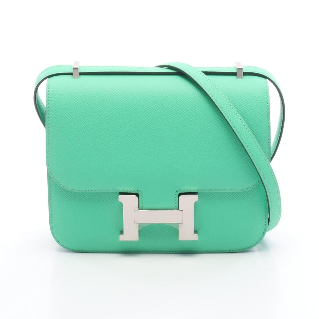 Hermes Constance 3 Mini Vert Comic Shoulder Bag/Handbag, Veau Epsom Leather, Women's, Green: --- Catalog ---Category: SizeSize (HxWxD): 15cm x 18cm x 3cm / 5.9'' x 7.08'' x 1.18''Category: DesignType: Handbag, Shoulder bagColor: GreenGender: WomenMaterial: Epsom leather Hardware Color: