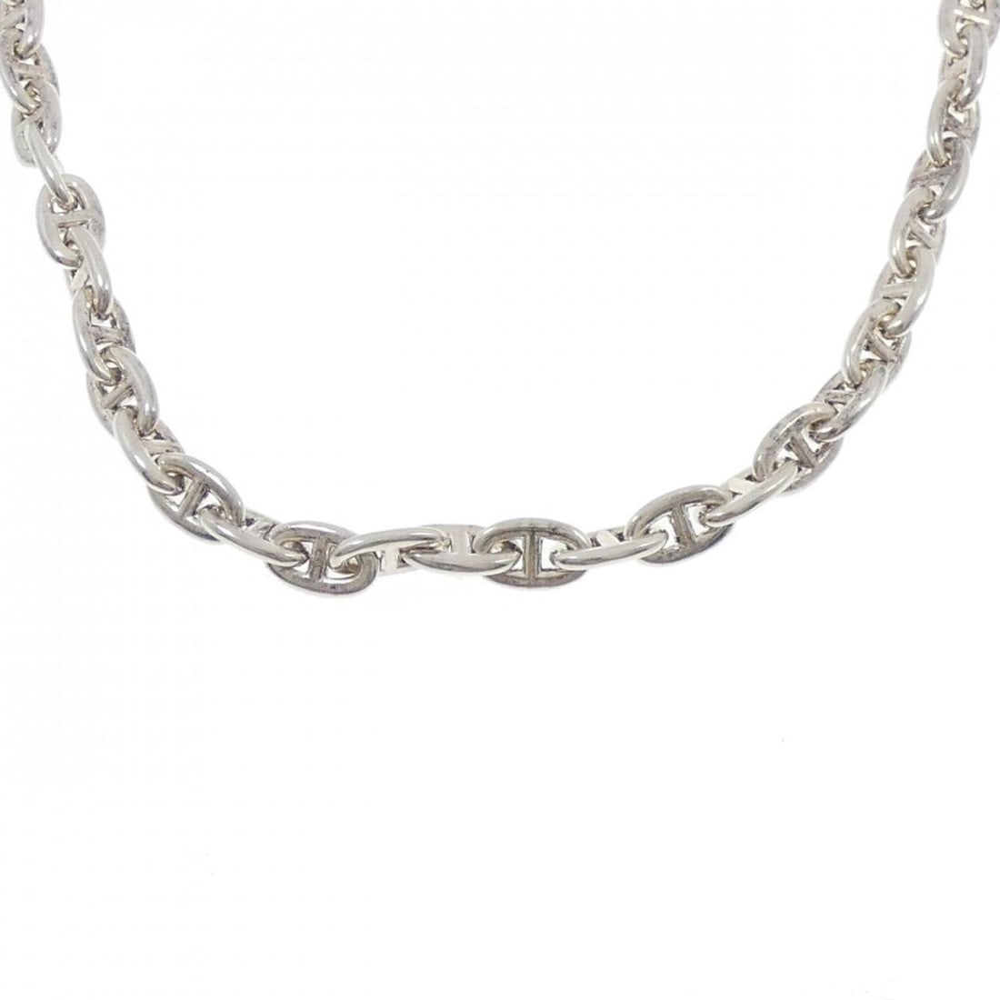 Hermes Chaine d'Ancre Necklace: --- Catalog ---Category: SizeWidth: 8.6mm / 0.34''Weight: 69g / 2.43oz.Neck Circumference: 40 cm / 15.74''Category: DesignGender: WomenMaterial: Silver 925Necklace Type: NecklaceCategory: GeneralLine: