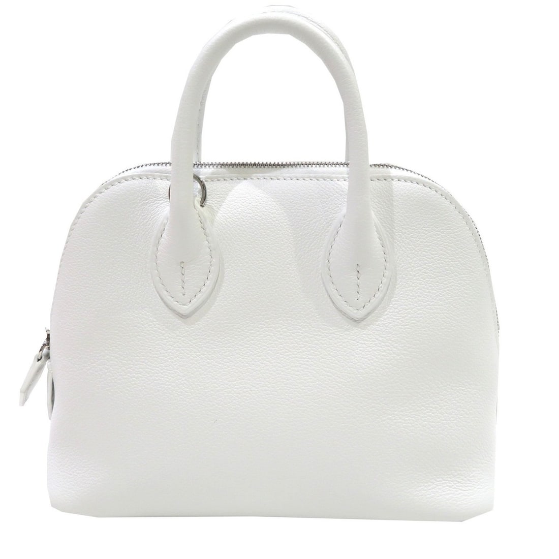 HERMES Bolide 1923 New White (SV) Evercolor H225 Women's: --- Catalog ---Category: SizeSize (HxWxD): 14cm x 19cm x 7cm / 5.51'' x 7.48'' x 2.75''Category: DesignType: Handbag, Shoulder bagColor: WhiteGender: WomenHardware Color: SilverCategory: GeneralBrand: