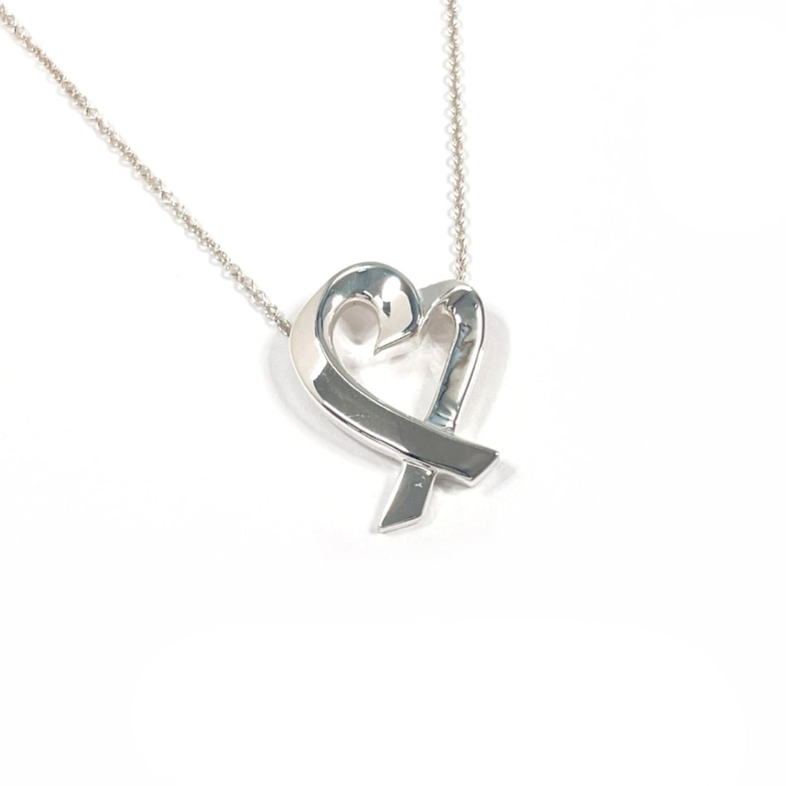 TIFFANY&Co. Tiffany Loving Heart Paloma Picasso Necklace, Sterling Silver 925, Silver, Women's: --- Catalog ---Category: SizePendant Size: 19.7mm x 15.2mm / 0.77'' x 0.59''Neck Circumference: 47.5 cm / 18.7''Category: DesignColor: SilverGender: WomenMaterial: Silver 925Necklace Type: NecklaceCat