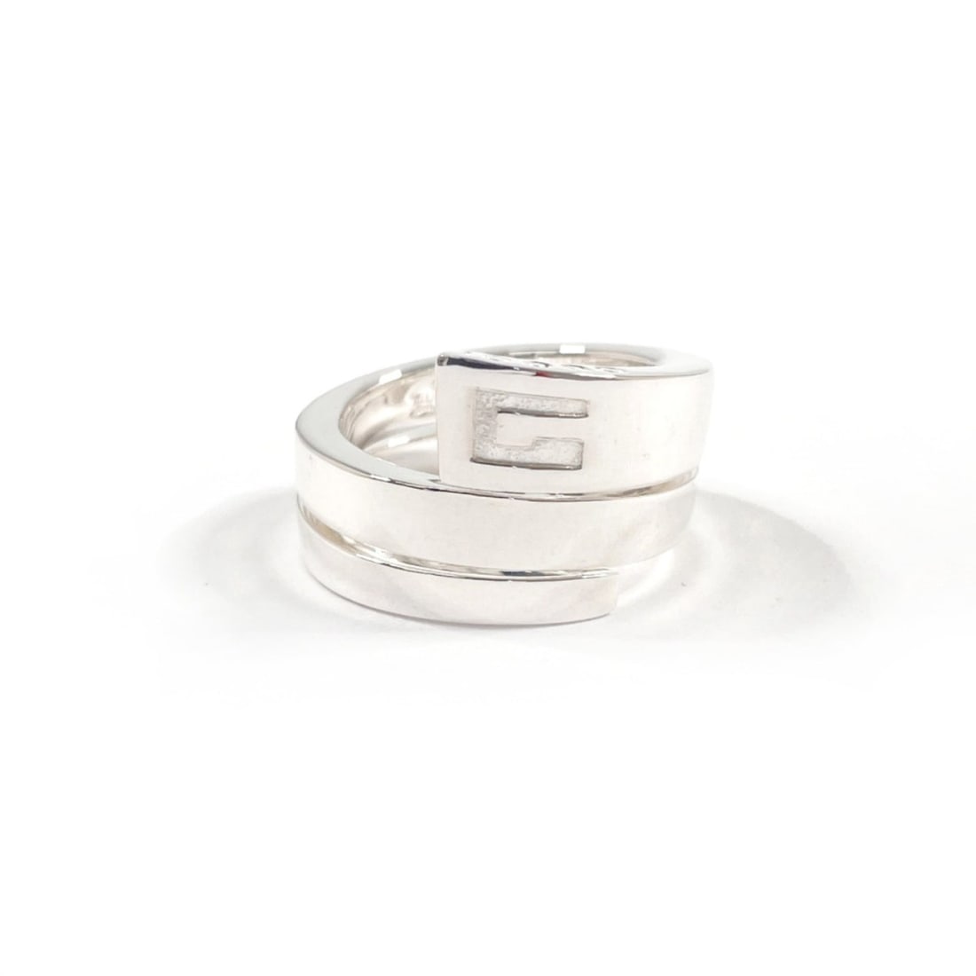 GUCCI Spiral Snake Ring, Sterling Silver 925, Size 11.5cm, Silver, Women's: --- Catalog ---Category: SizeJP Size: 11.5US Size: 6Category: DesignType: Band ringColor: SilverGender: WomenMaterial: Silver 925Category: GeneralBrand: GucciCountry of Origin: Italy--- Item List ---S