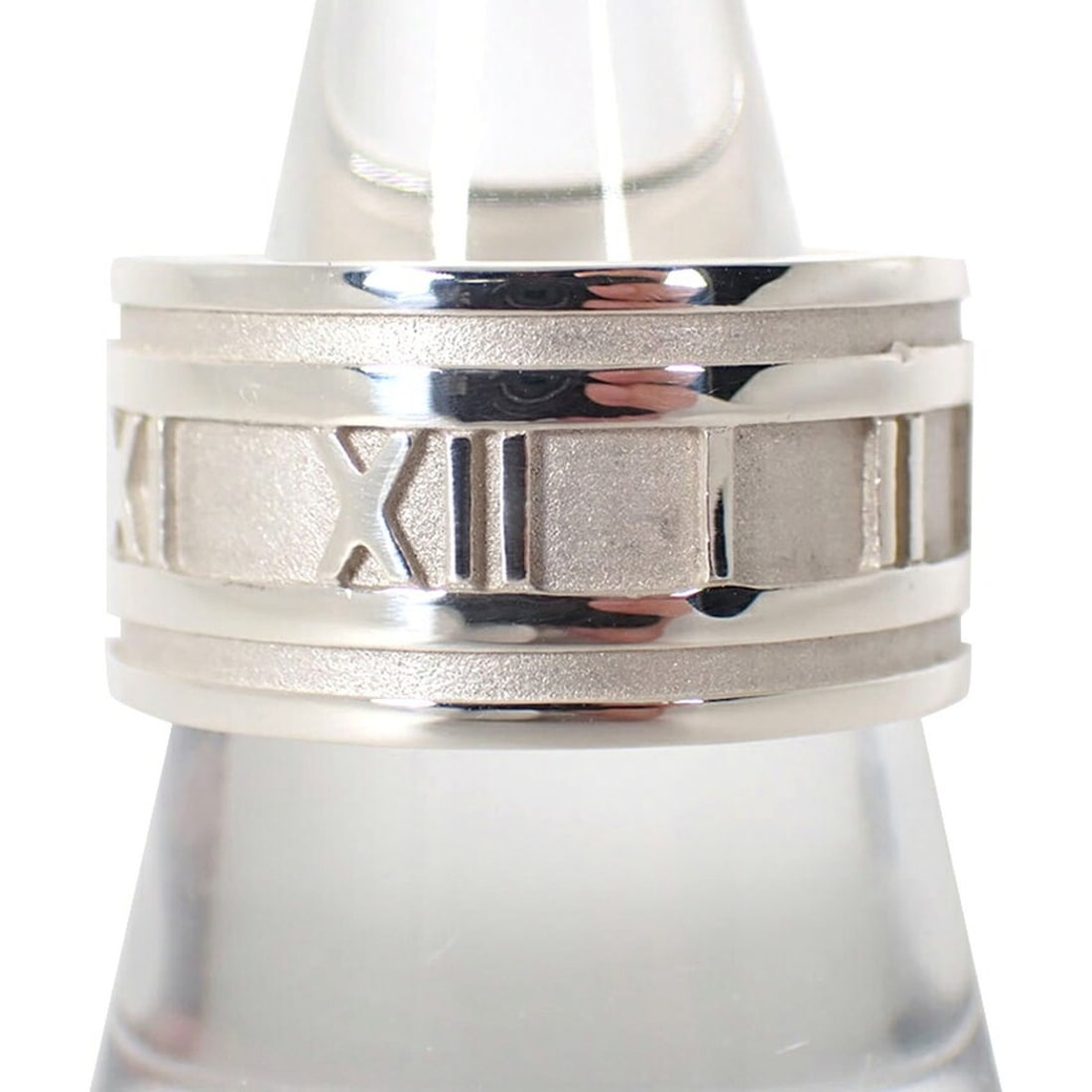 TIFFANY & Co. 925 Atlas Wide Ring, Size 20: --- Catalog ---Category: SizeUS Size: 10Brand Size: 60Category: DesignType: Band ringGender: WomenMaterial: Sterling silver 925Category: GeneralBrand: Tiffany--- Item List ---Section: ConditionRanking