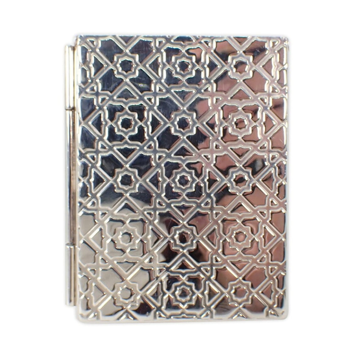 TIFFANY & Co. 925 Photo Frame: --- Catalog ---Category: SizeSize (HxWxD): 5.5cm x 4.3cm / 2.16'' x 1.69''Category: GeneralBrand: Tiffany--- Item List ---Section: ConditionRanking: Rank A Used - A few traces of usage, some scratches