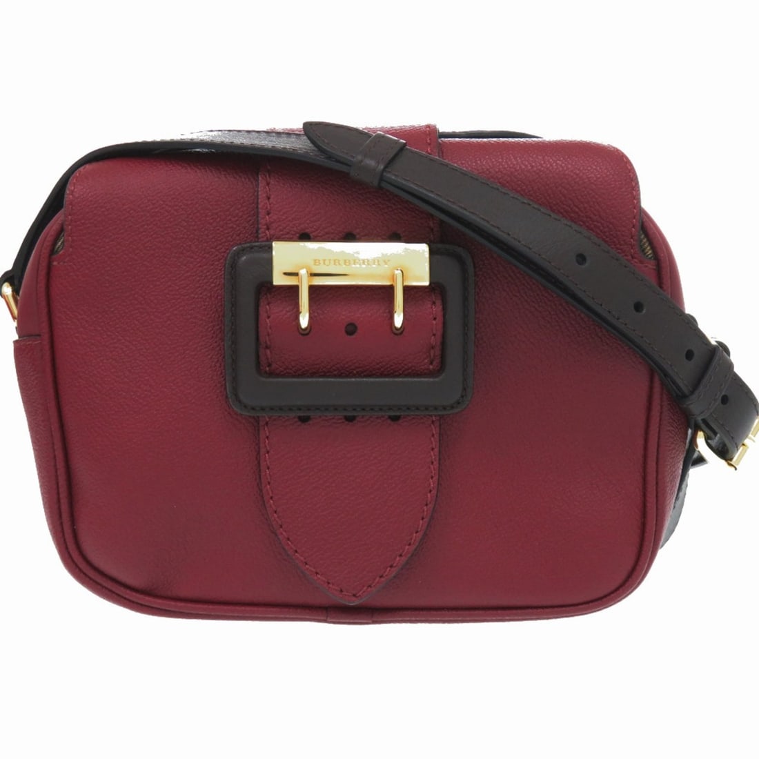 Burberry 4057804 Leather Bordeaux Shoulder Bag 0581BURBERRY: --- Catalog ---Category: SizeSize (HxWxD): 17cm x 20cm x 6.5cm / 6.69'' x 7.87'' x 2.55''Strap Length: 124cm - 134cm / 48.81'' - 52.75''Category: DesignType: Shoulder bagColor: BordeauxGender: WomenCl