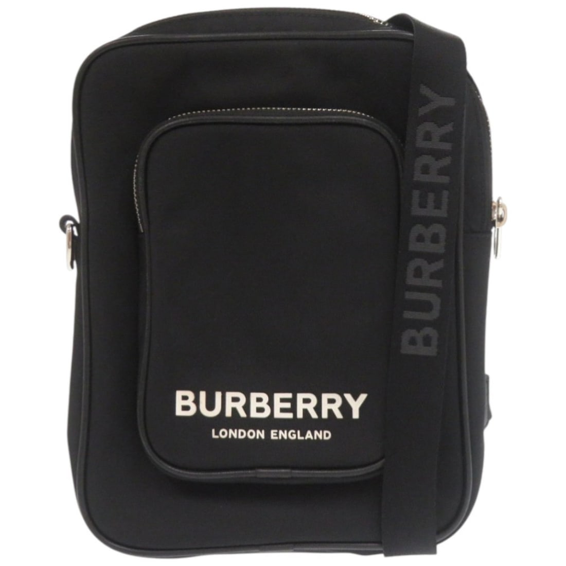 Burberry Eco Nylon Black Bag Body 1405BURBERRY: --- Catalog ---Category: SizeSize (HxWxD): 24cm x 18cm x 4cm / 9.44'' x 7.08'' x 1.57''Strap Length: 42.5cm - 118cm / 16.73'' - 46.45''Category: DesignType: Sling bagColor: Black, WhiteGender: MenClos