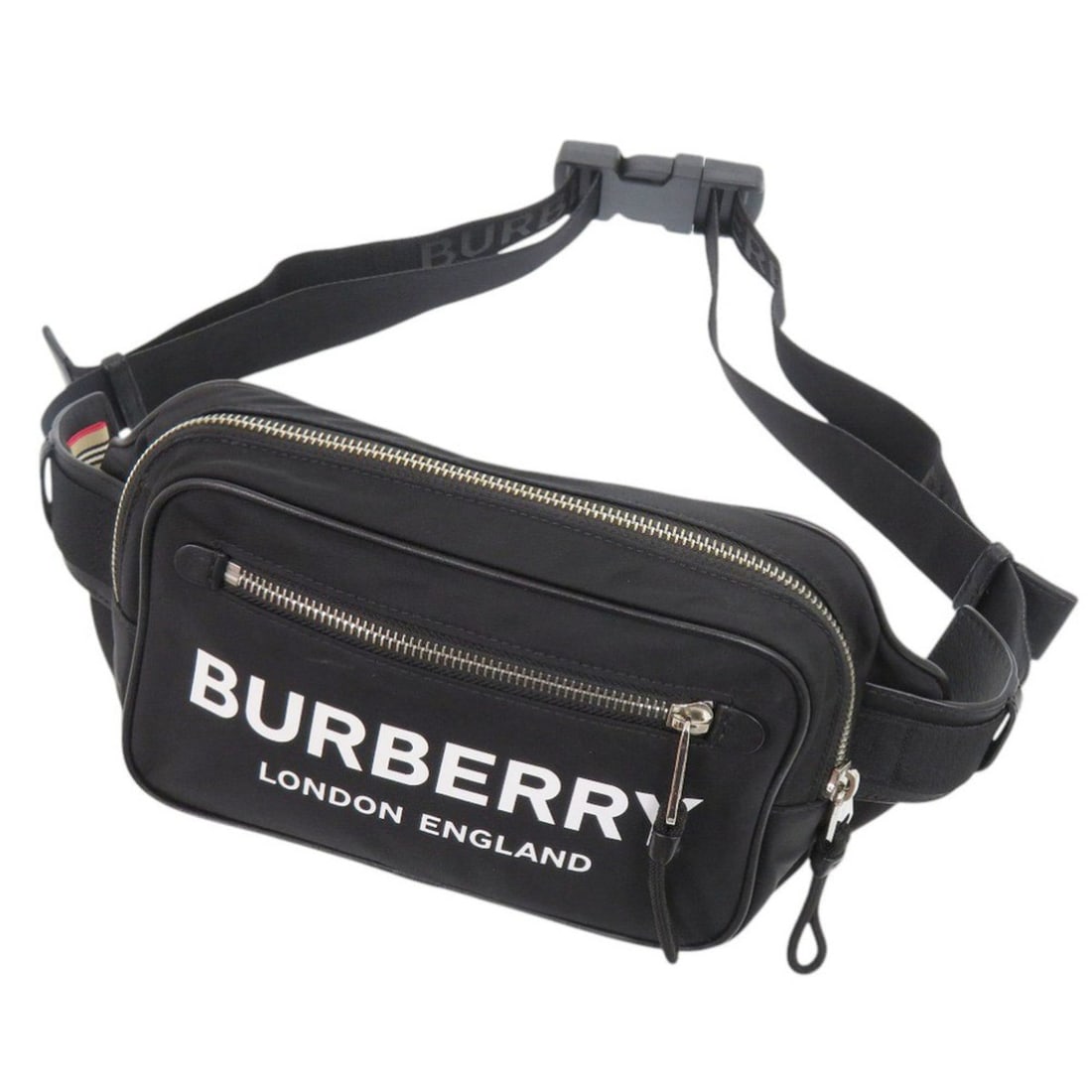 Burberry Logo Black Bag, Body Waist 0491BURBERRY Men's: --- Catalog ---Category: SizeSize (HxWxD): 15cm x 24cm x 5cm / 5.9'' x 9.44'' x 1.96''Strap Length: 118cm / 46.45''Category: DesignType: Sling bagColor: BlackGender: Men,WomenClosure: ZipperMaterial: 