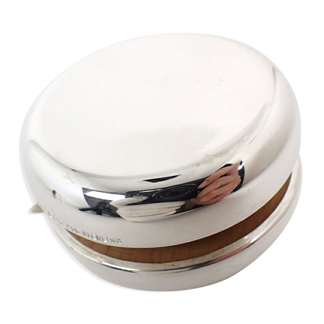 TIFFANY & Co. Ag925 Yo-Yo: --- Catalog ---Category: DesignType: OthersGender: WomenMaterial: Wood Category: GeneralBrand: TiffanyCategory: Physical PropertiesSize (HxWxD): 5.85cm x 3.21cm / 2.3'' x 1.26''--- Item List ---Sectio
