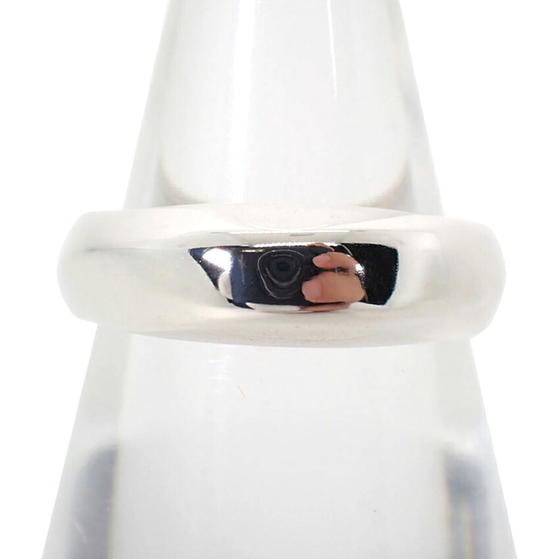TIFFANY & Co. 925 Knife Edge Ring, Size 10: --- Catalog ---Category: SizeUS Size: 5.5Brand Size: 50Category: DesignType: Band ringGender: WomenMaterial: Sterling silver 925Category: GeneralBrand: Tiffany--- Item List ---Section: