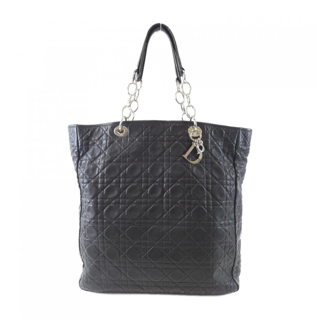 Christian Dior handbag: --- Catalog ---Category: SizeSize (HxWxD): 41cm x 38cm x 11cm / 16.14'' x 14.96'' x 4.33''Category: DesignType: HandbagColor: BlackGender: WomenMaterial: Leather Hardware Color: SilverLeather/Fur