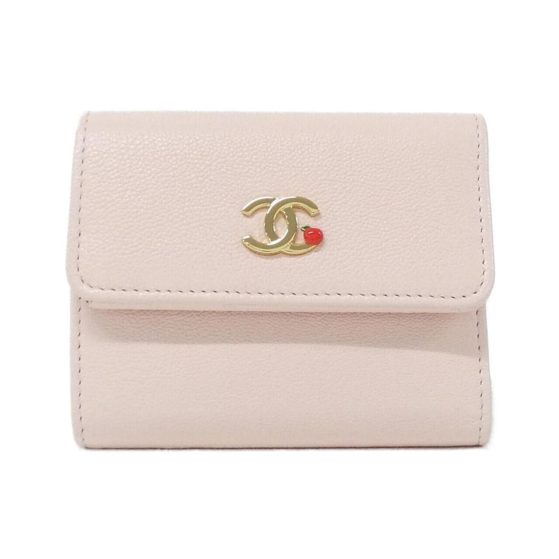 Chanel AP5296 Wallet: --- Catalog ---Category: SizeSize (HxWxD): 9cm x 11cm x 2cm / 3.54'' x 4.33'' x 0.78''Category: DesignType: Wallet (tri-fold)Color: Light pinkGender: WomenMaterial: Leather Leather/Fur Type:
