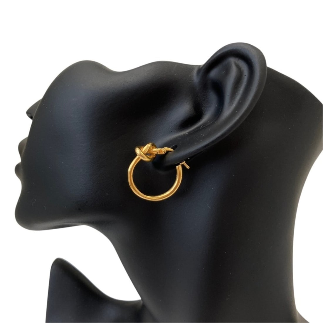 CELINE (Celine) Single Earring, Knot Design, Gold Color, Women's: --- Catalog ---Category: SizeWeight: 2.53g / 0.08oz.Size (HxWxD): 20.00mm x 20.00mm / 0.79'' x 0.79''Category: DesignType: Hoop earringsColor: GoldGender: WomenSingle earring: YesCategory: