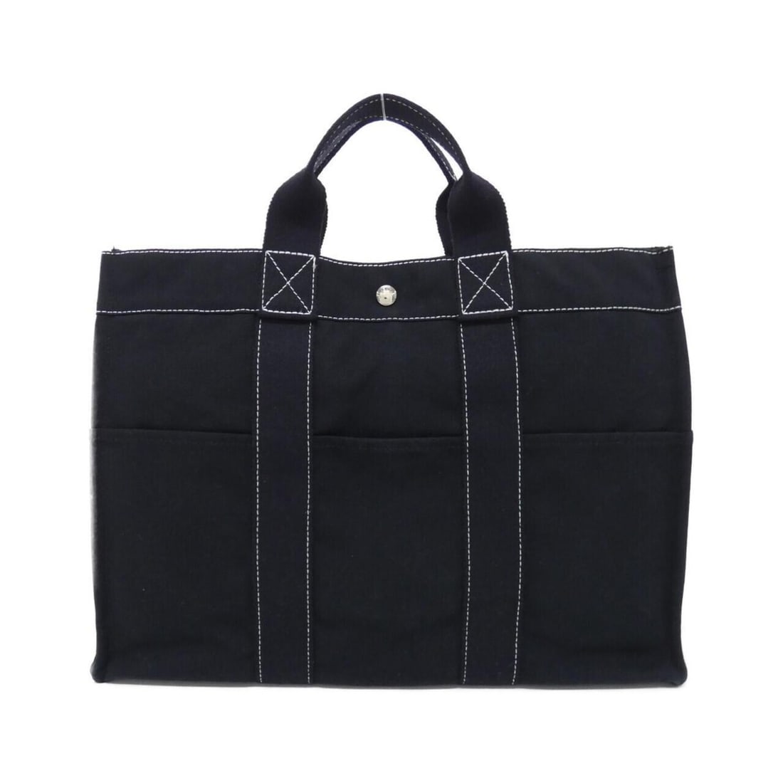 Hermes Hermès Deauville MM 101105M Handbag: --- Catalog ---Category: SizeSize (HxWxD): 31cm x 42cm x 10cm / 12.2'' x 16.53'' x 3.93''Category: DesignType: HandbagColor: BlackGender: WomenMaterial: Canvas Hardware Color: SilverCategory: GeneralM