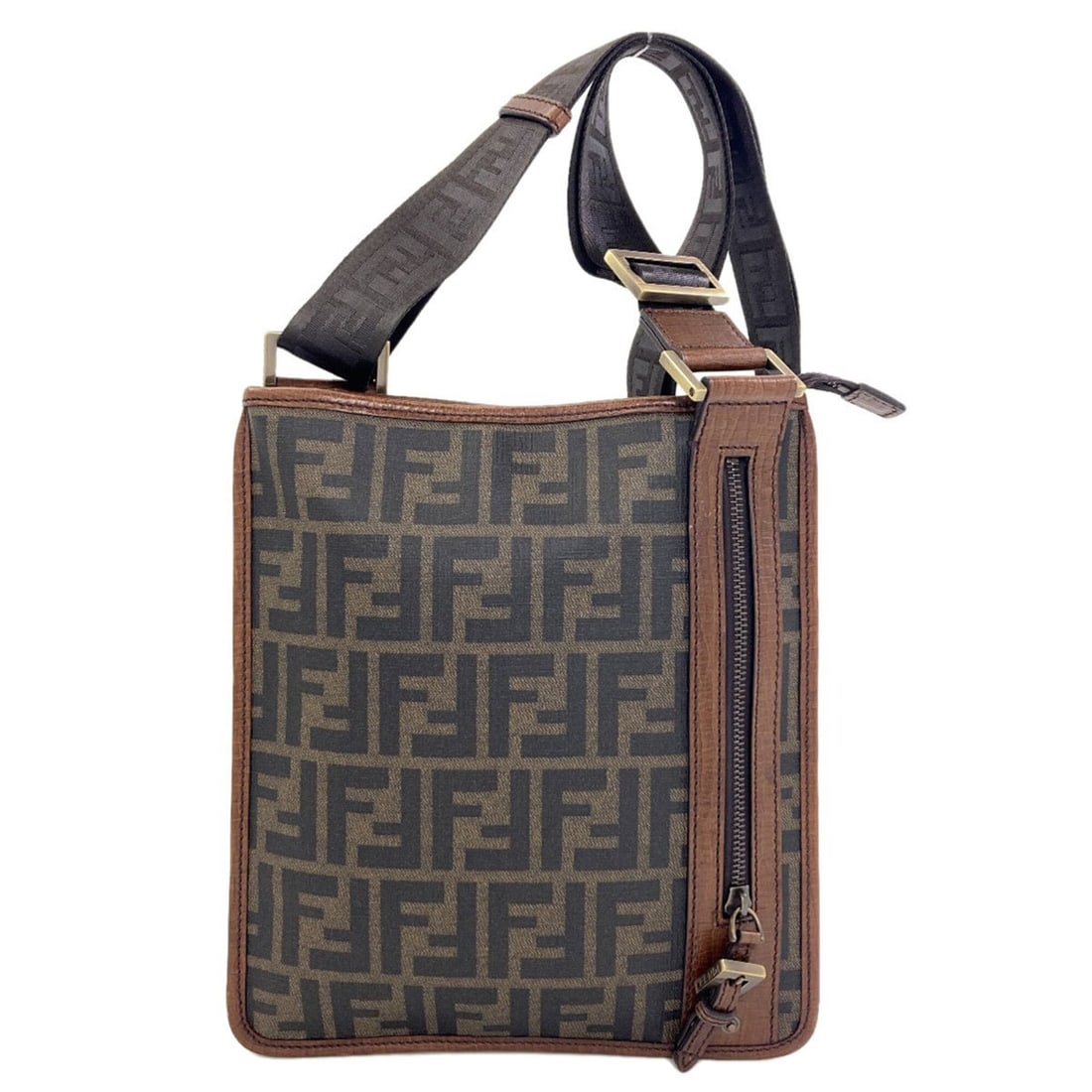 Fendi Zucca pattern shoulder bag, PVC, women's.: --- Catalog ---Category: SizeSize (HxWxD): 27cm x 24cm x 5.00mm / 10.62'' x 9.44'' x 0.19''Strap Length: 86cm - 165cm / 33.85'' - 64.96''Category: DesignType: Shoulder bagColor: BrownGender: WomenClos