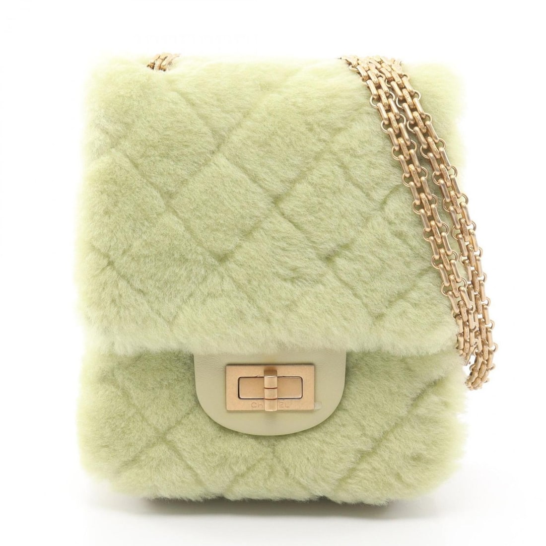 Chanel 2.55 Matelassé Mademoiselle Chain Shoulder Bag/Handbag, Lambskin Leather, Fur, Women's,: --- Catalog ---Category: SizeSize (HxWxD): 15cm x 13.5cm x 6cm / 5.9'' x 5.31'' x 2.36''Category: DesignType: Handbag, Shoulder bagColor: GreenGender: WomenMaterial: Leather , Fur Hardware Color: Gold