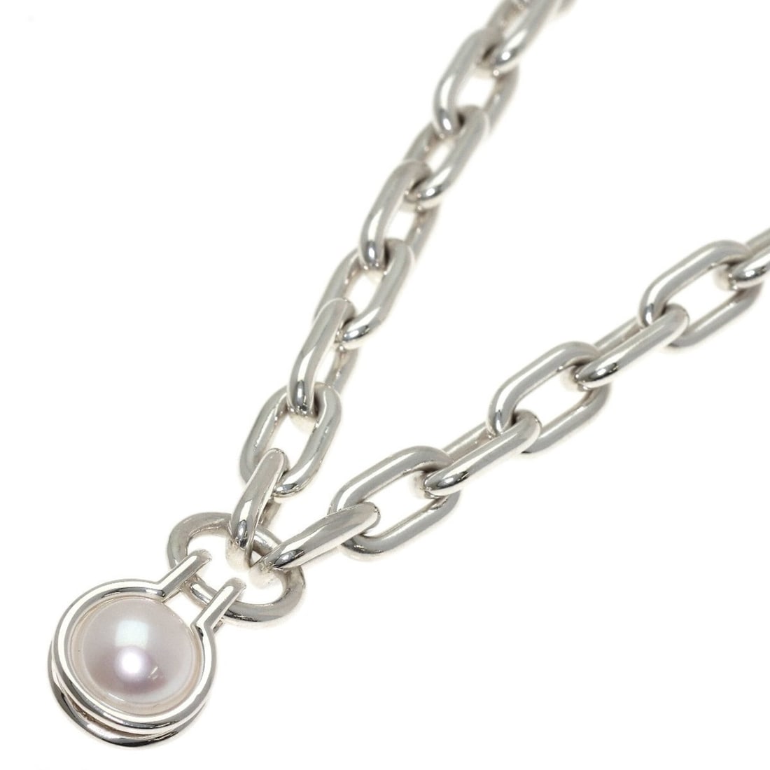 Tiffany HardWear Fresh Water Pearl Necklace, Silver, Women's. (TIFFANY&Co.): --- Catalog ---Category: SizeWidth: 6.3mm / 0.25''Weight: 81.1g / 2.86oz.Pendant Size: 15.9mm x 11.8mm / 0.62'' x 0.46''Stone Diameter: 9.60mm / 0.38''Neck Circumference: 78 cm / 30.7''Category: Desig