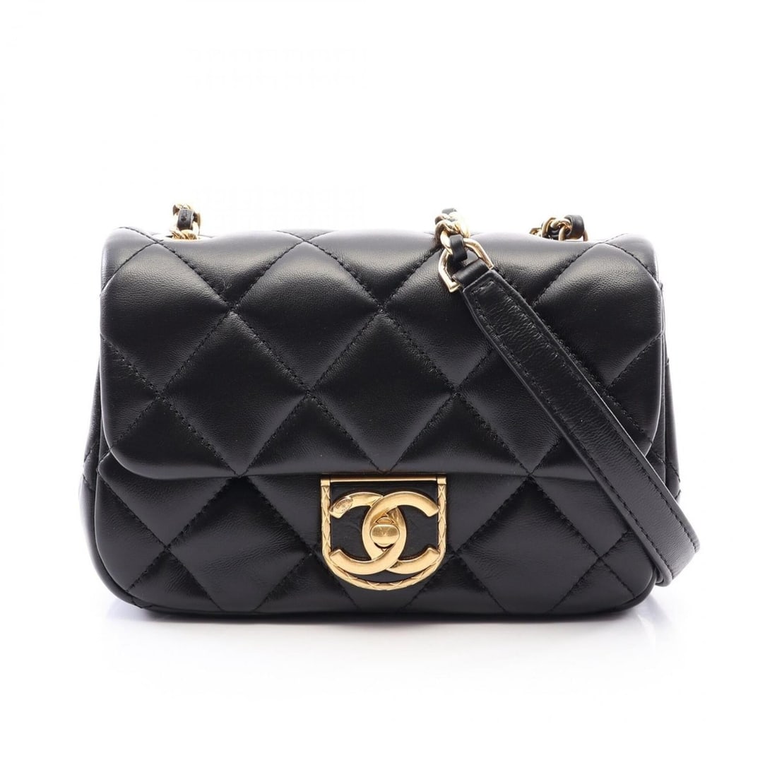 Chanel Matelassé Small Flap Shoulder Bag/Handbag, Lambskin Leather, Women's, Black (AS2473): --- Catalog ---Category: SizeSize (HxWxD): 12cm x 18cm x 6cm / 4.72'' x 7.08'' x 2.36''Category: DesignType: Handbag, Shoulder bagColor: BlackGender: WomenMaterial: Leather Hardware Color: GoldLeather