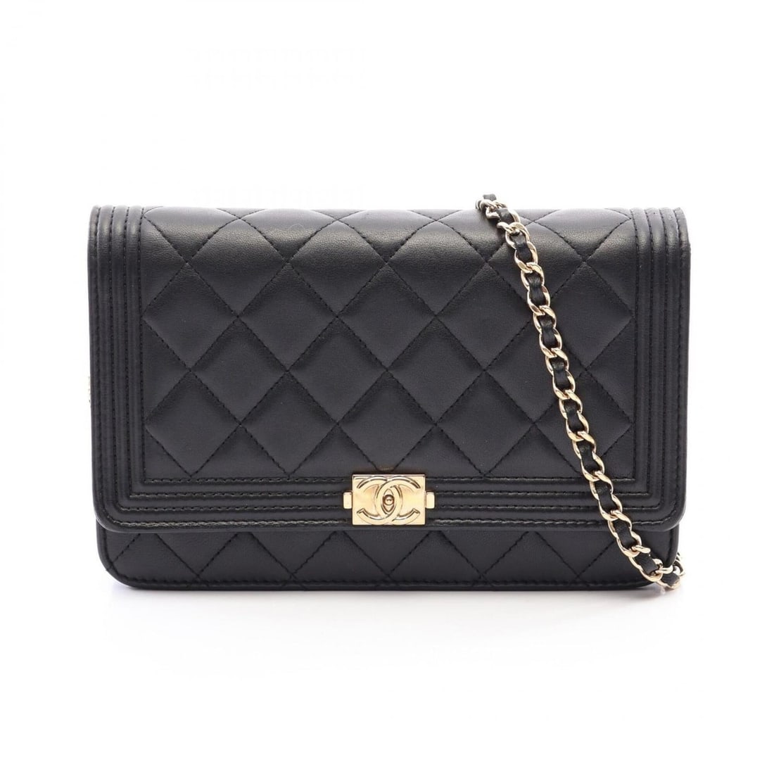 Chanel Boy Matelassé Shoulder Bag/Handbag, Lambskin Leather, Women's, Black: --- Catalog ---Category: SizeSize (HxWxD): 12.5cm x 19cm x 3cm / 4.92'' x 7.48'' x 1.18''Category: DesignType: Handbag, Shoulder bagColor: BlackGender: WomenMaterial: Leather Hardware Color: GoldLeath