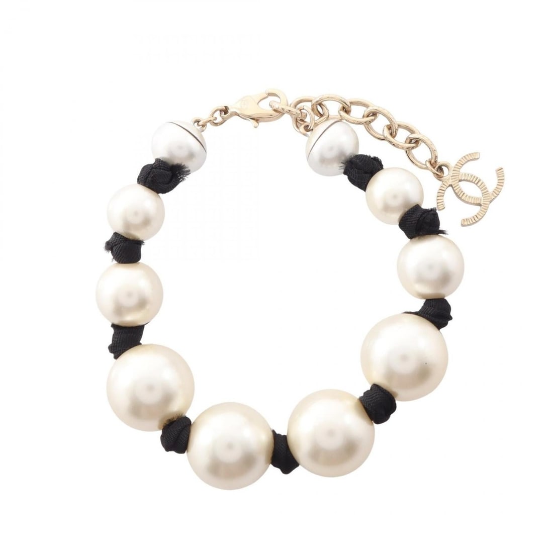 Chanel Coco Mark A16K Bracelet Accessory GP (Gold Plated) Faux Pearl Women's White Black Gold: --- Catalog ---Category: SizeLength: 18cm - 18cm / 7.08'' - 7.08''Category: DesignType: Charm braceletColor: Black, Gold, WhiteGender: WomenMaterial: Gold platingCategory: GeneralBrand: Chanel--- Item