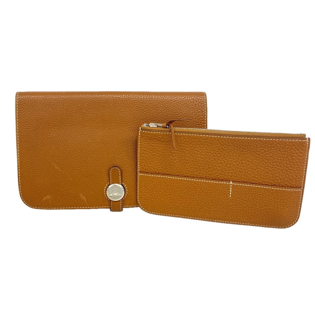 Hermes Dogon GM Long Wallet, Togo Leather, Gold, D Stamp, Men's/Women's: --- Catalog ---Category: SizeSize (HxWxD): 12.5cm x 20cm x 1cm / 4.92'' x 7.87'' x 0.39''Category: DesignType: Long wallet (bi-fold)Color: GoldGender: Men,WomenMaterial: Togo leather Category: General