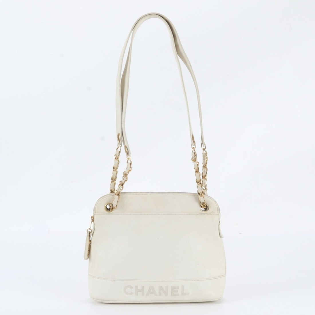 Chanel Caviar Skin Leather Shoulder Bag with Serial Seal - Brand New for Women: --- Catalog ---Category: SizeSize (HxWxD): 23cm x 29cm x 9cm / 9.05'' x 11.41'' x 3.54''Category: DesignType: Shoulder bagColor: WhiteGender: WomenMaterial: Leather Category: GeneralBrand: ChanelCount