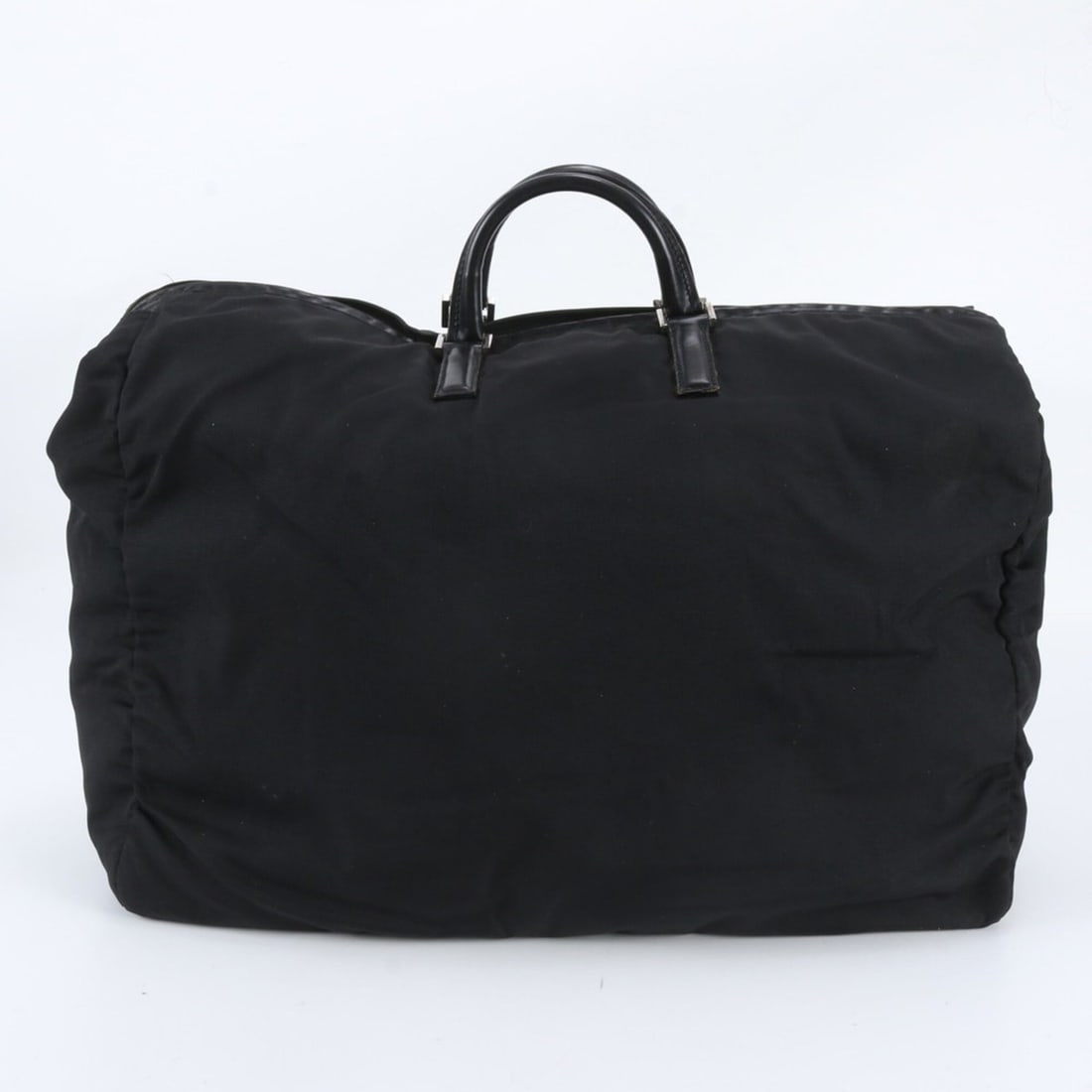 Gucci 012 0322 10 Leather Nylon Boston Bag Tote Carry Black Men's: --- Catalog ---Category: SizeSize (HxWxD): 45cm x 58cm x 20cm / 17.71'' x 22.83'' x 7.87''Category: DesignType: Boston bag, Tote bagColor: BlackGender: MenMaterial: Leather , Nylon Category: GeneralMP