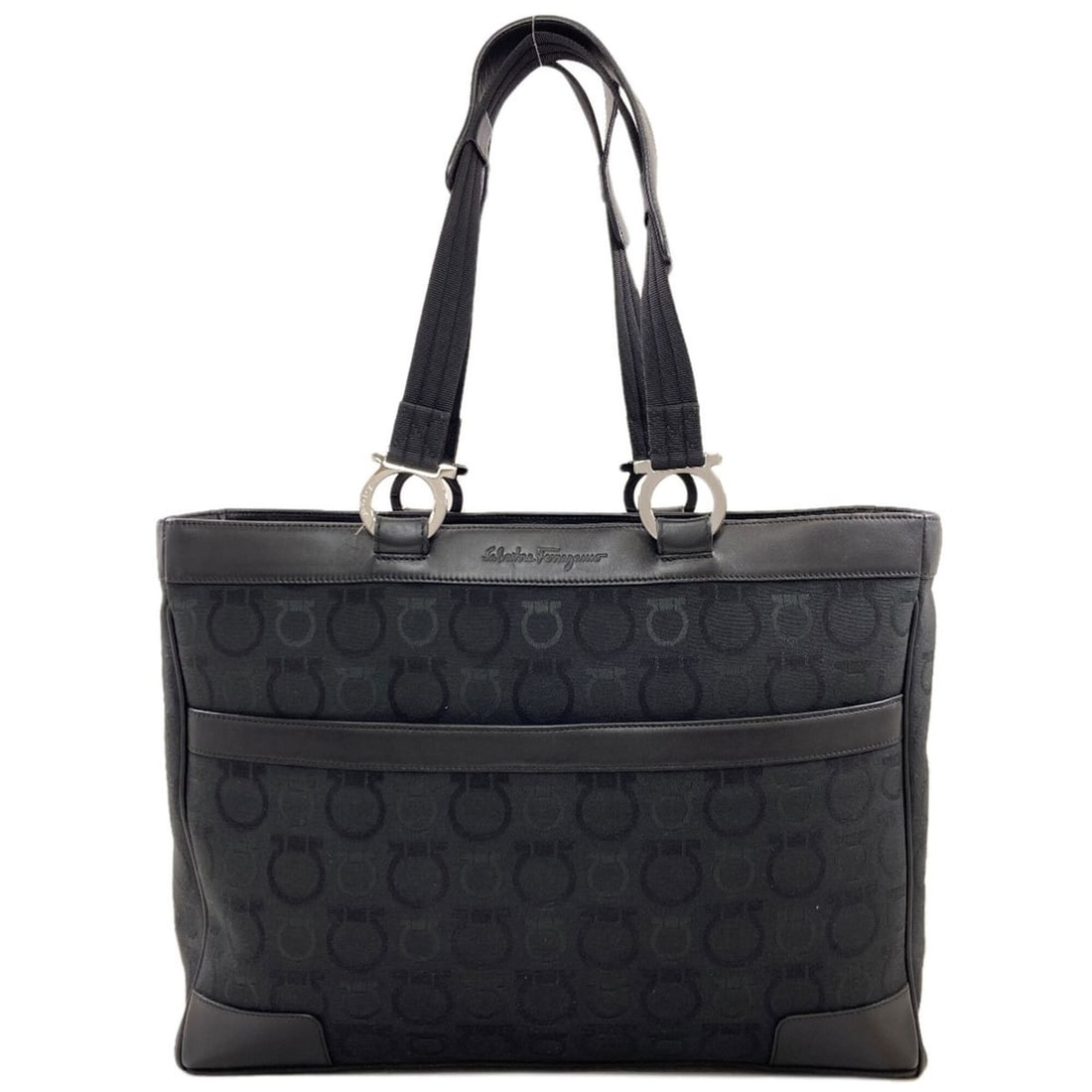 Salvatore Ferragamo Gancini Hardware Tote Bag, Canvas, Women's: --- Catalog ---Category: SizeSize (HxWxD): 30cm x 38cm x 10cm / 11.81'' x 14.96'' x 3.93''Handle Length: 51cm / 20.07''Category: DesignType: Tote bagColor: BlackGender: WomenClosure: ZipperMaterial: C
